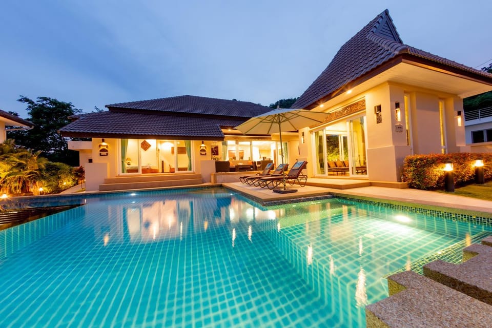 Property building, Swimming pool