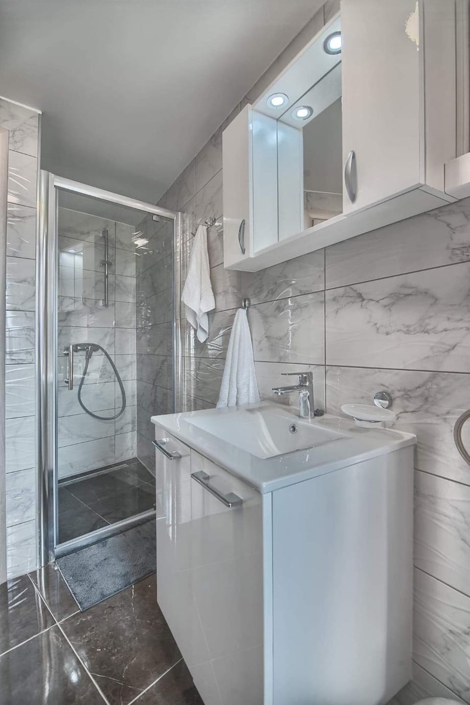 Shower, Bathroom