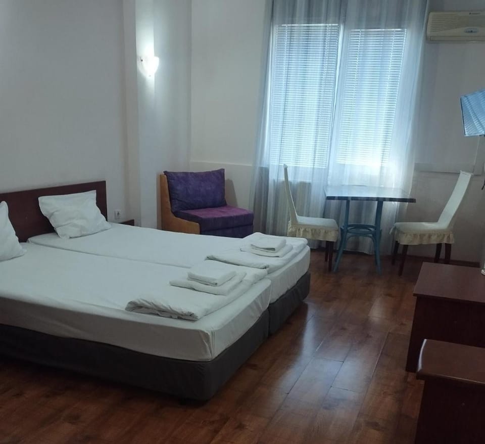 ХОТЕЛ РАДНЕВО Hotel in Stara Zagora, Bulgaria