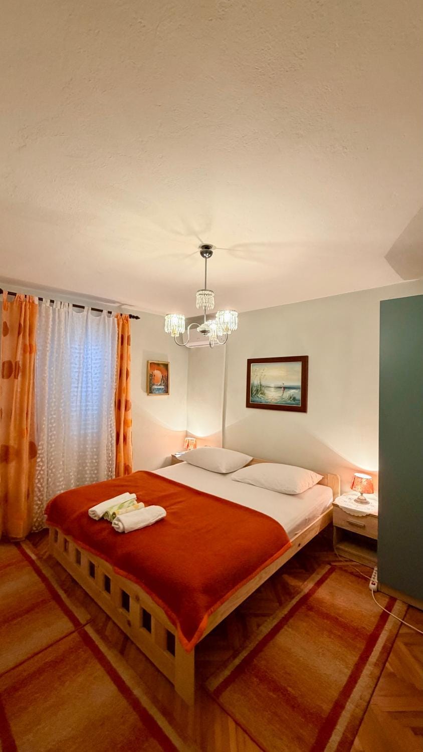 Bed, Photo of the whole room, Bedroom, wardrobe