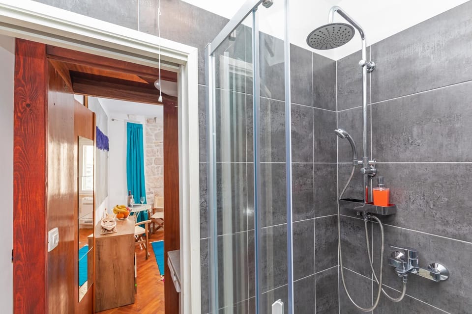 The Art Republic 2, Old Town Apartment in Dubrovnik