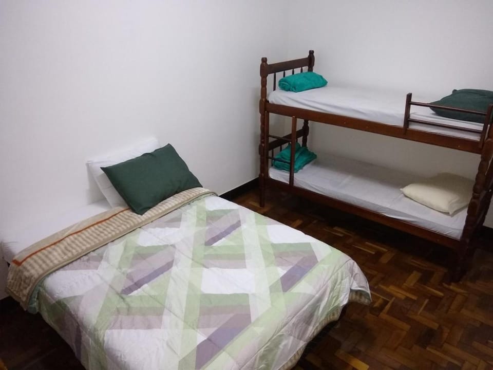 Bed, bunk bed