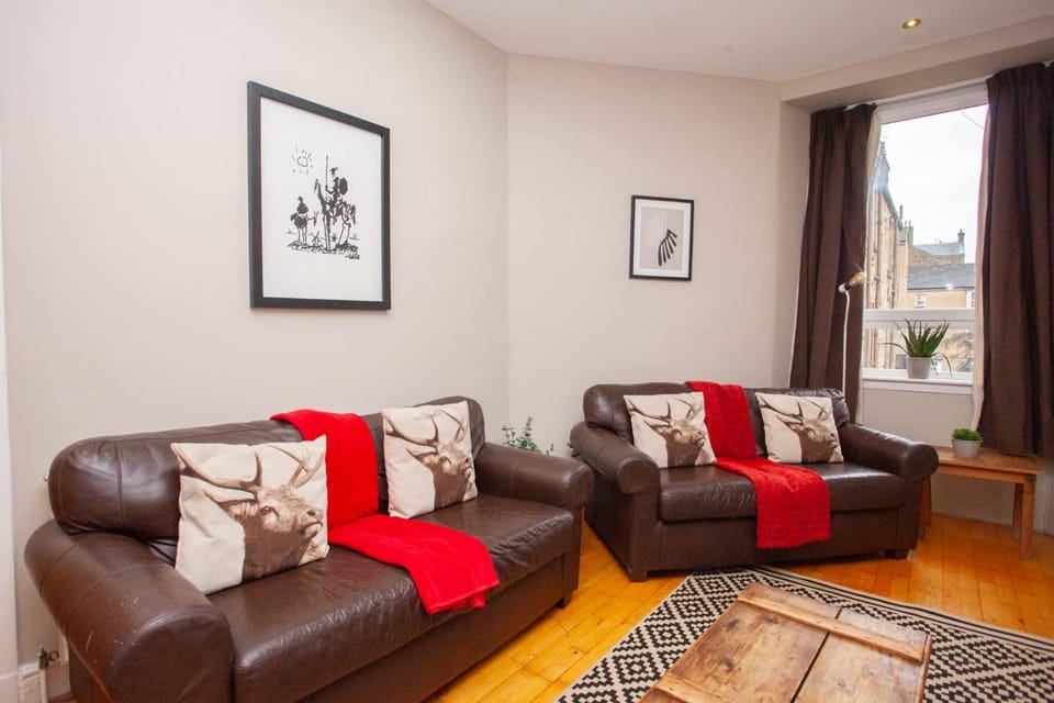 Beautiful 2 Bed Apartment Rose St Apartment in Glasgow