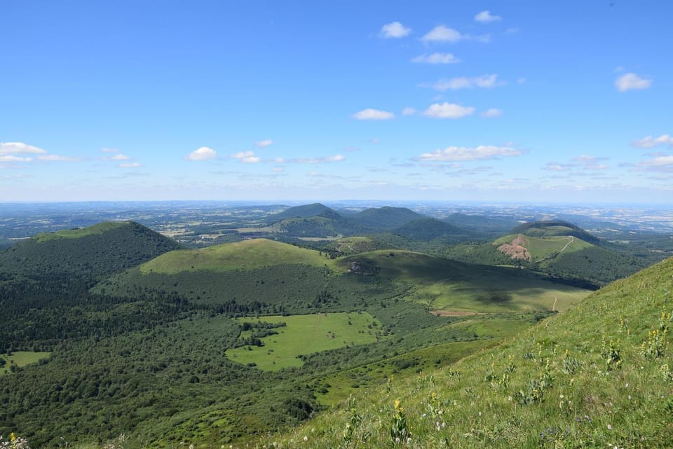 Hiking, Location