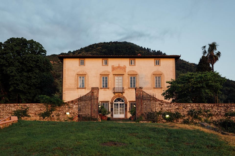 Property building, Sunrise