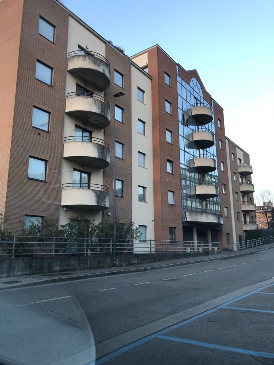 Facade/entrance