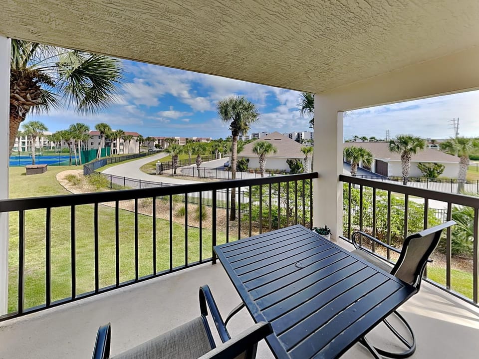 Garden, Balcony/Terrace, Seating area, Area and facilities, Swimming pool