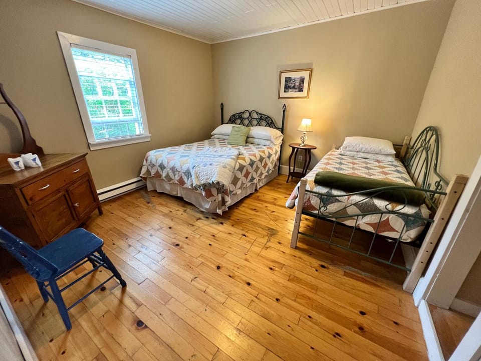 Bishop White Manor Inn in Trinity