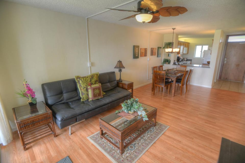 Living room, Dining area, furniture