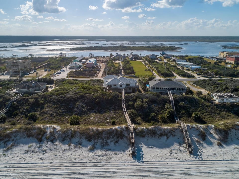 Jeans Dream House in Crescent Beach