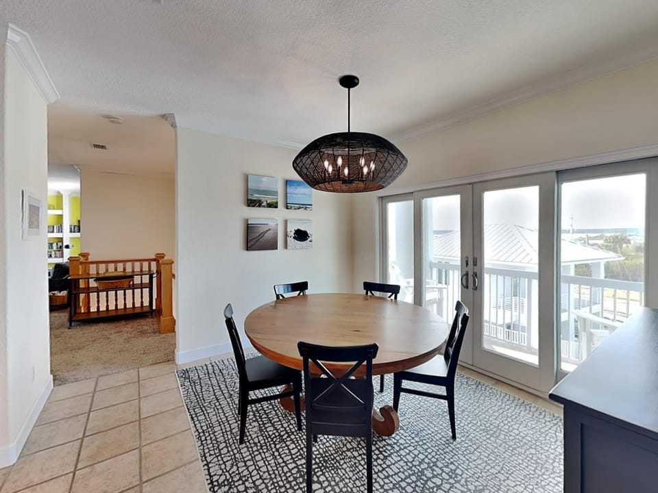 Balcony/Terrace, Dining area, cot, furniture