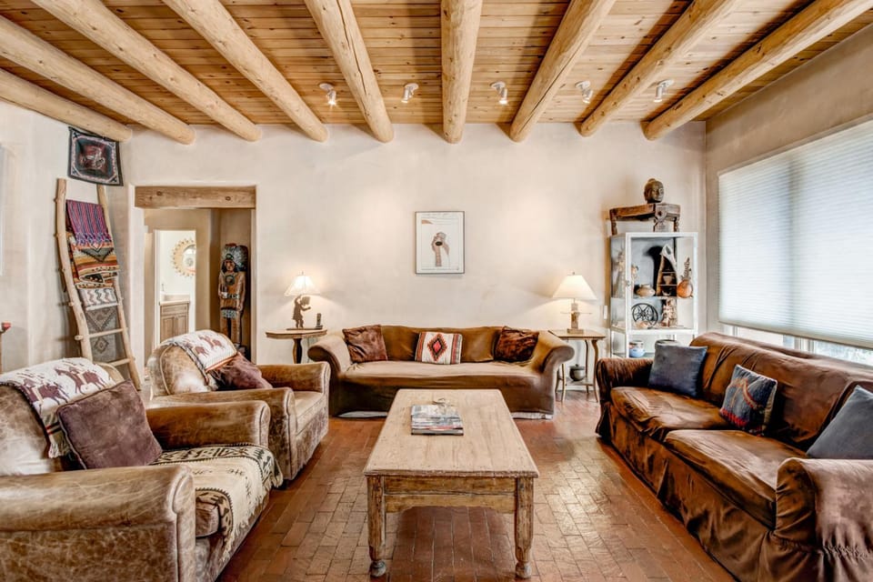 Moonstar House in Santa Fe