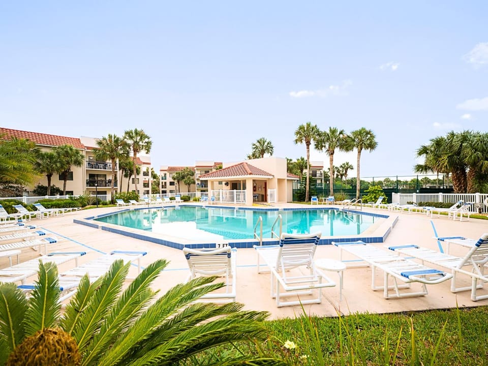 Property building, Garden, Seating area, Tennis court, Swimming pool