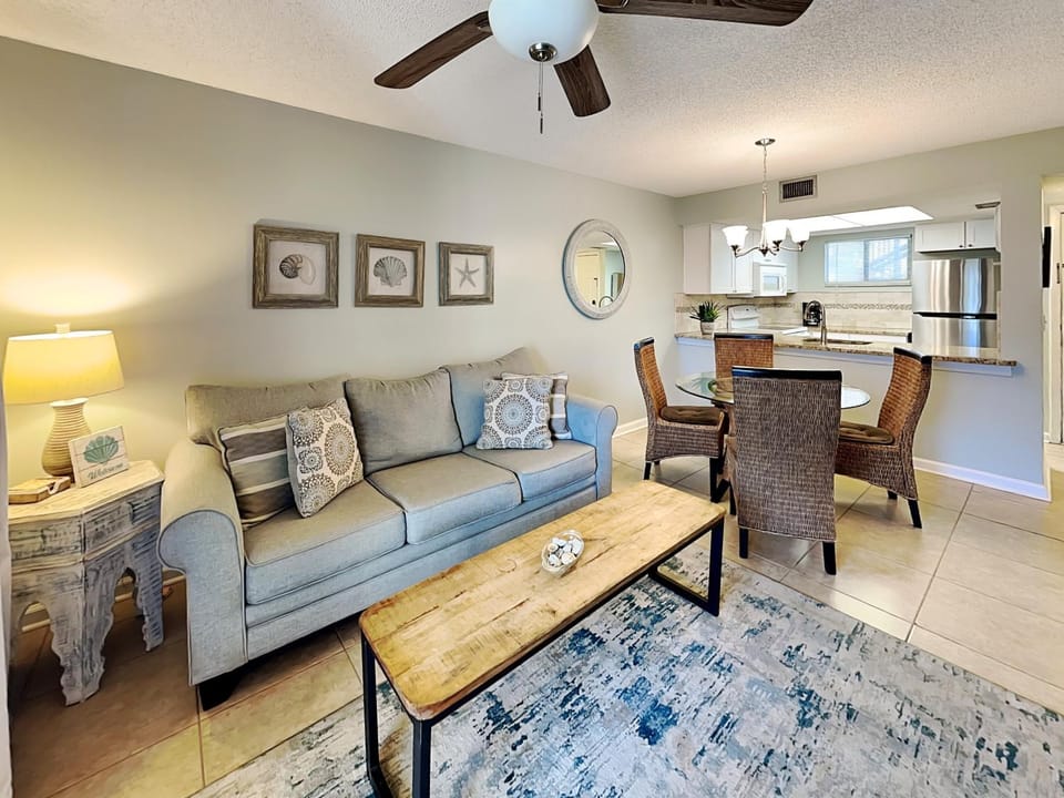 Living room, Seating area, Dining area, furniture, kitchen