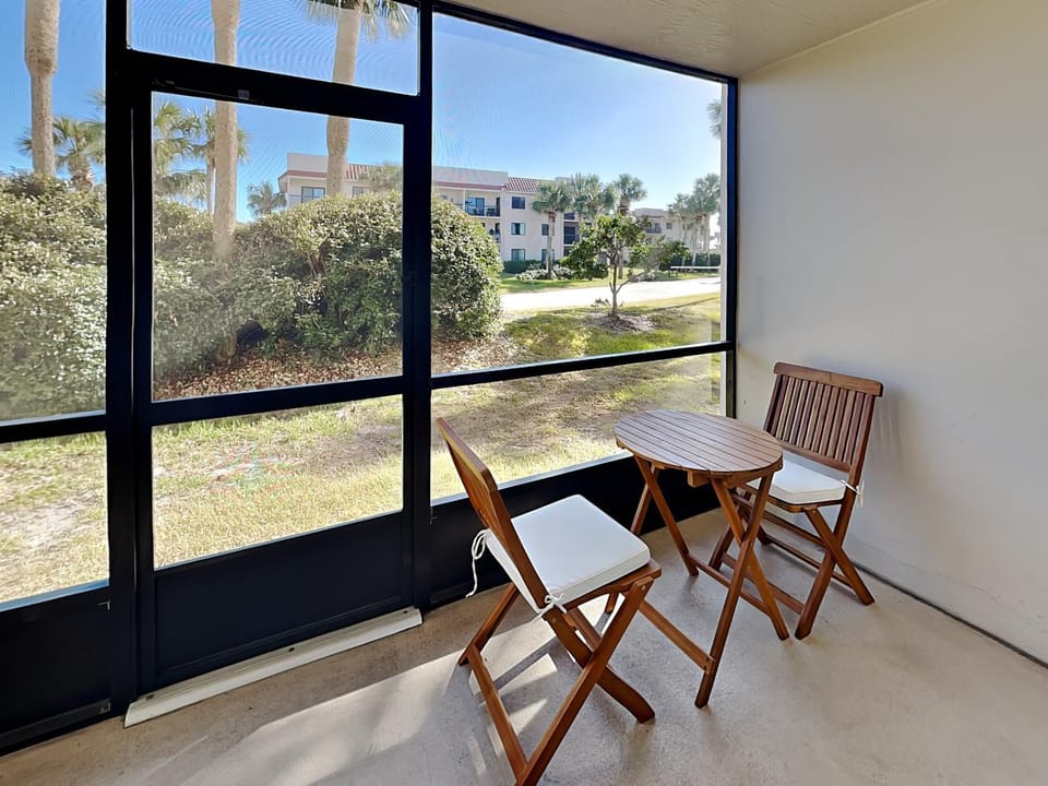 Garden, Balcony/Terrace, Seating area, Garden view