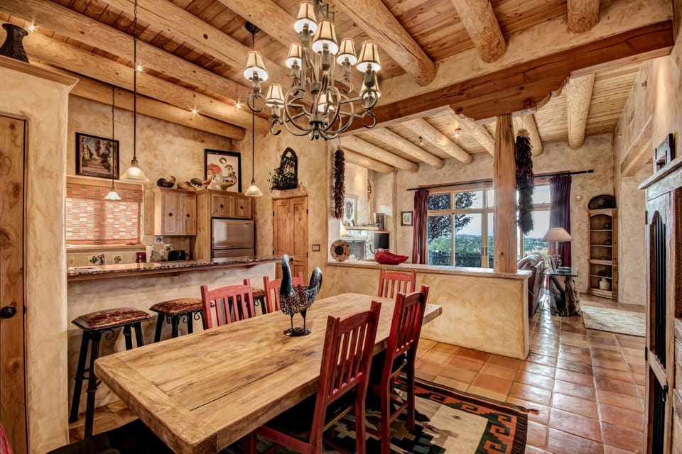 Cowboy Villa House in Tesuque