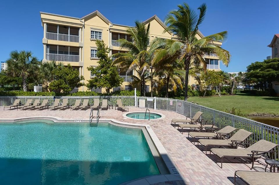 Property building, Garden, Hot Tub, Seating area, Swimming pool