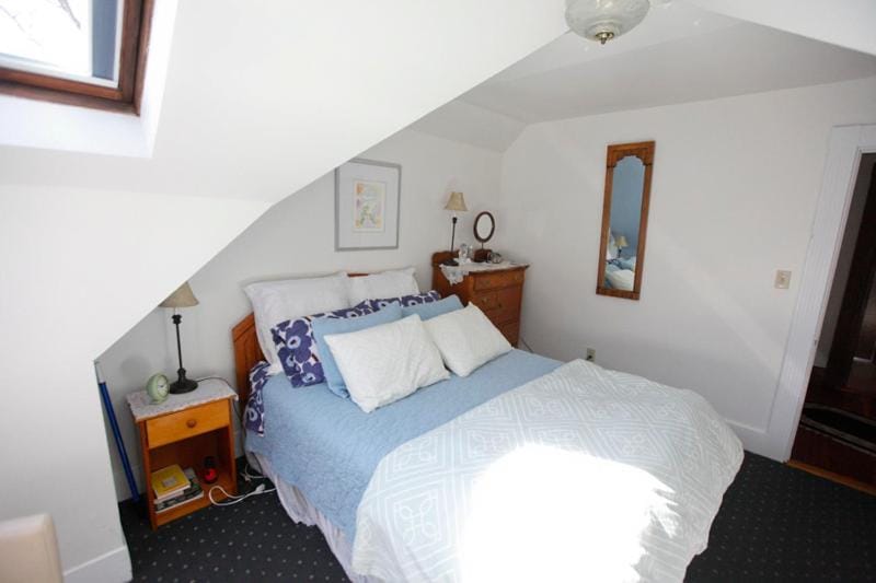 A Village Bed and Breakfast Vacation rental in Newton