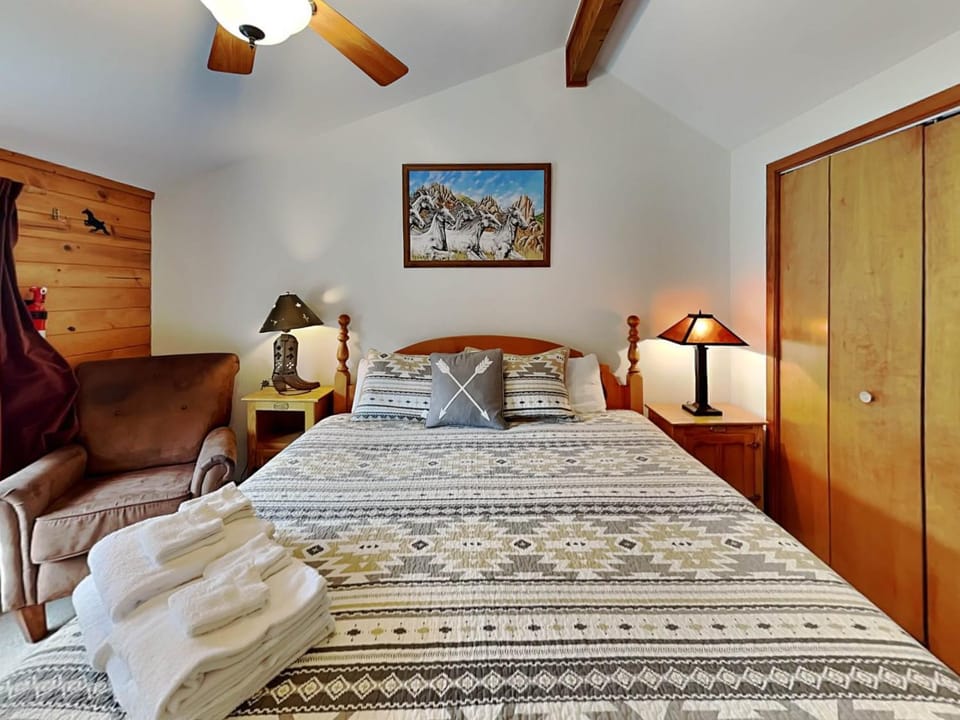 Bed, Seating area, Bedroom, furniture, towels, wardrobe