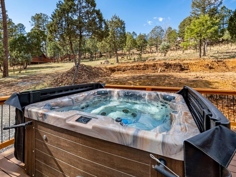 Natural landscape, Hot Tub, Balcony/Terrace