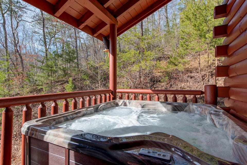 Natural landscape, Hot Tub, Balcony/Terrace