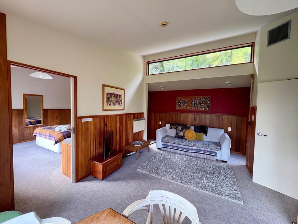 Living room, Bedroom