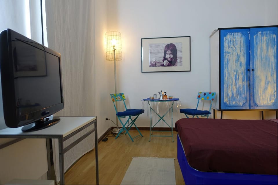 TV and multimedia, Photo of the whole room