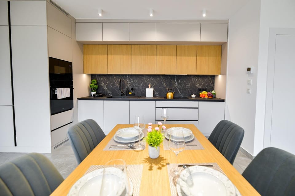 Kitchen or kitchenette, Kitchen or kitchenette