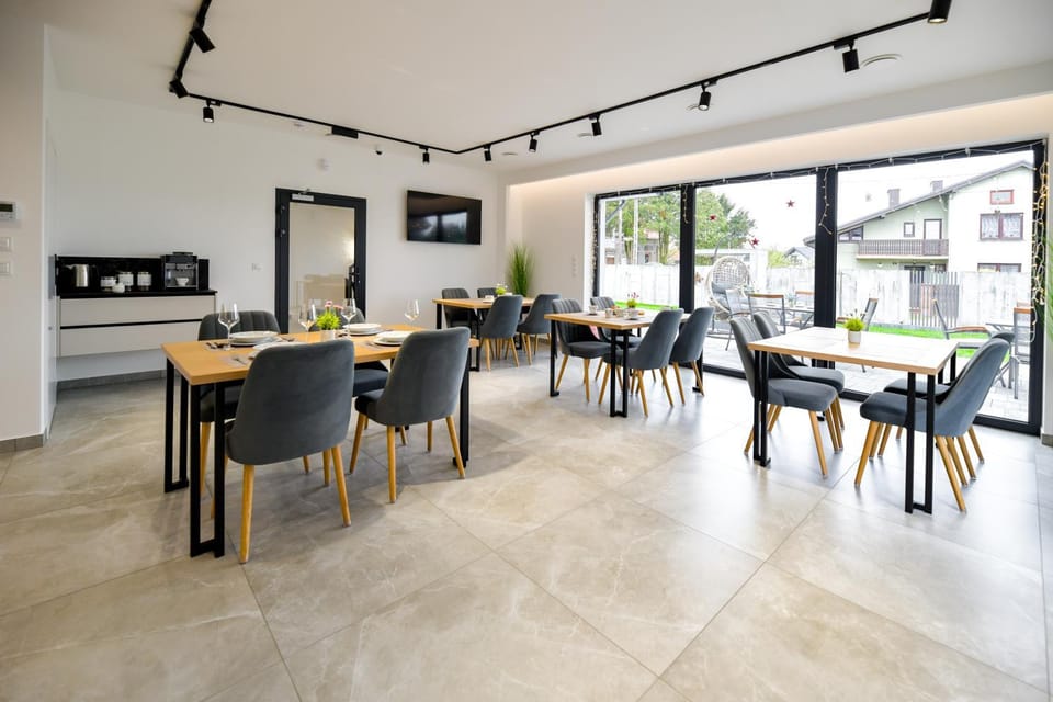 Communal lounge/ TV room, Kitchen or kitchenette, Kitchen or kitchenette