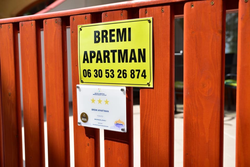Bremi Apartman Fonyódliget House in Hungary