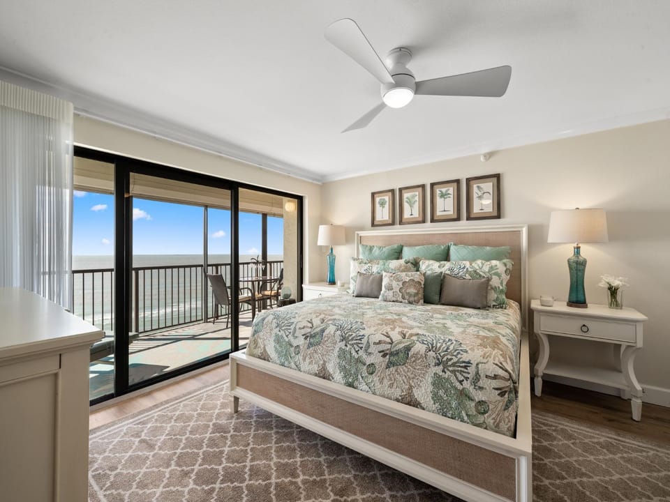 Bed, Balcony/Terrace, Beach, Bedroom, Sea view, furniture