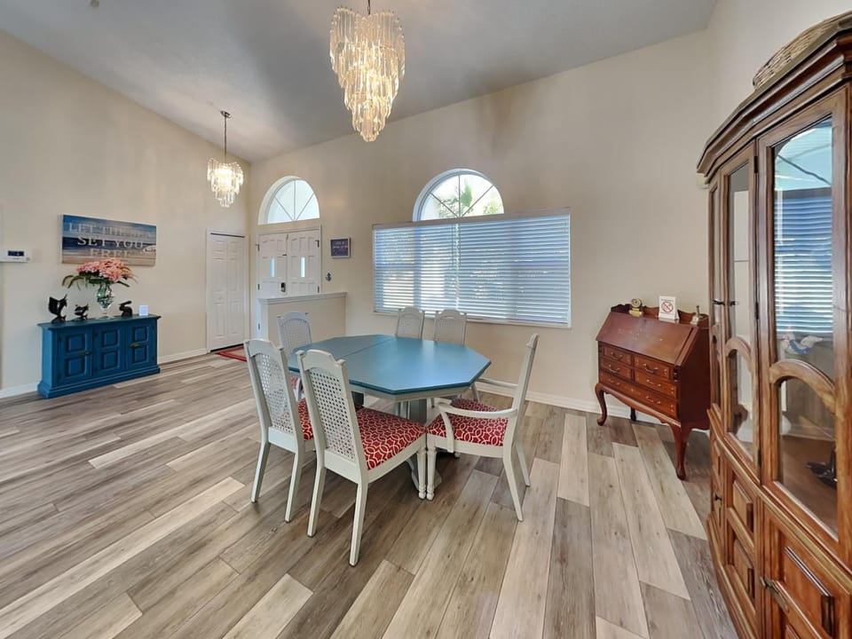 Dining area, furniture