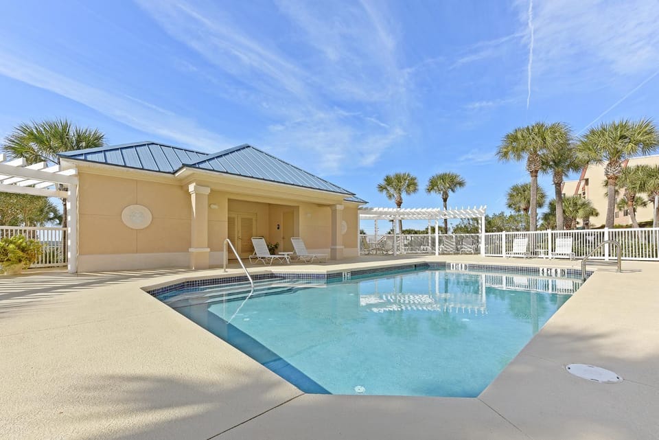 Garden, Seating area, Swimming pool