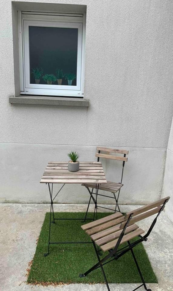 CHARMANT T2 PROCHE CENTRE VILLE PLAGE JARDIN DIOR 50 m2 Apartment in Granville