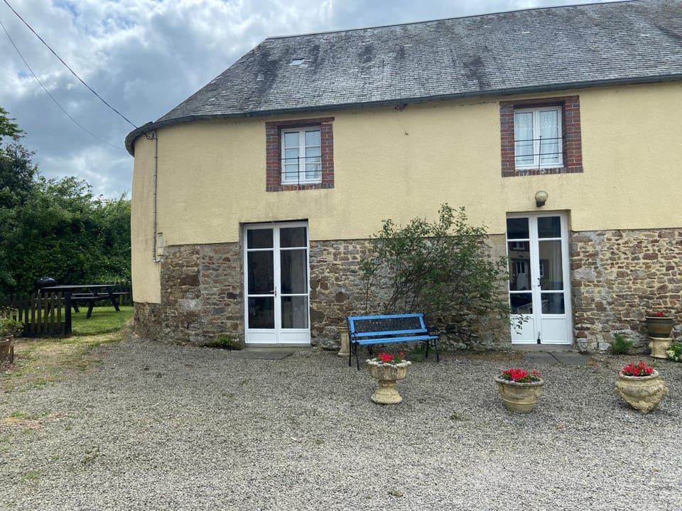 Property building, Garden view