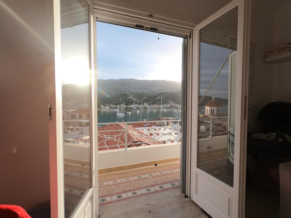 Balcony/Terrace, City view, Landmark view, Sea view