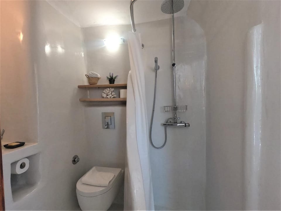 Shower, Summer, Bathroom, Decorative detail, On site, Sunset