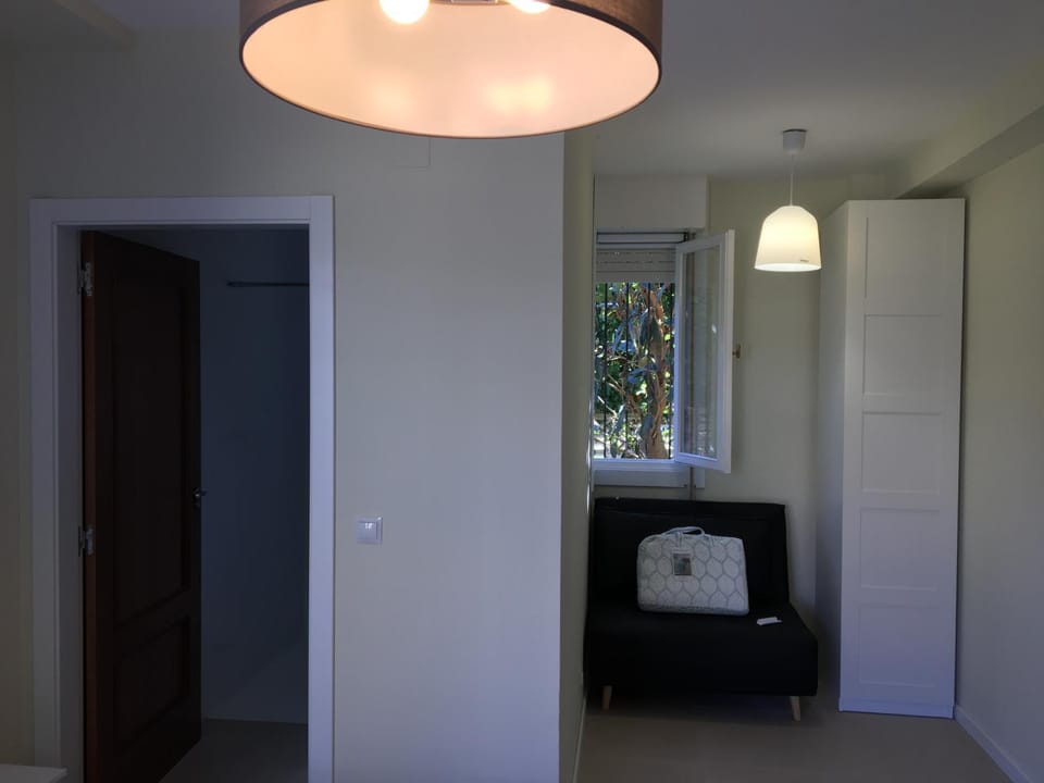 Casa con Jardín con 2 alojamientos, con jardines no compartidos y aparcamiento privado House in Cantabria