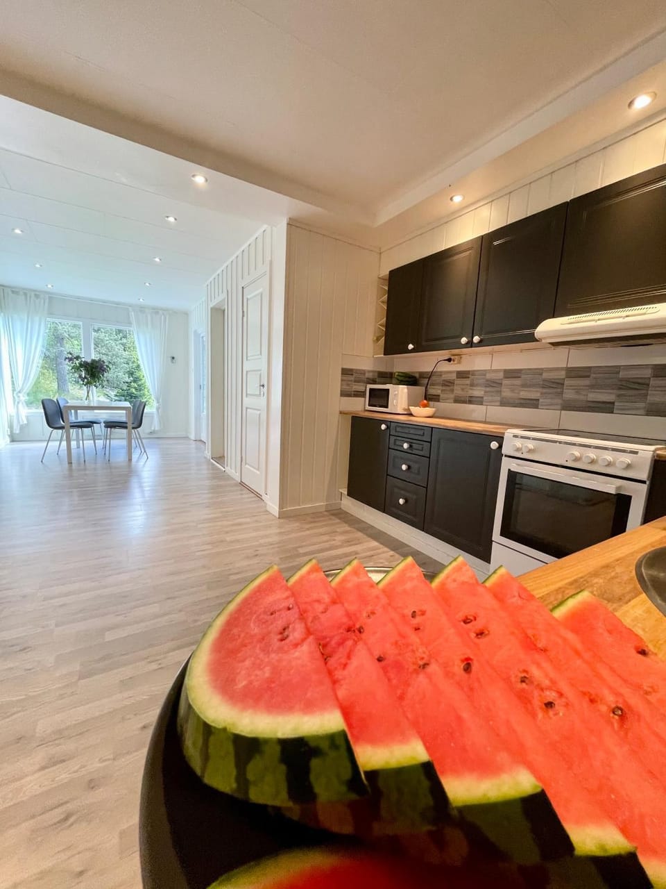 Kitchen or kitchenette, Food and drinks, stove