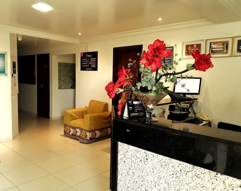 Lobby or reception, Floor plan, On site