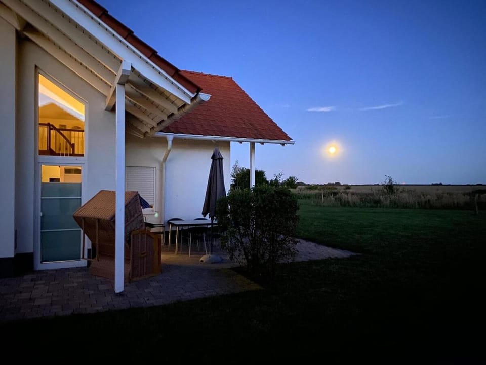 Property building, Balcony/Terrace