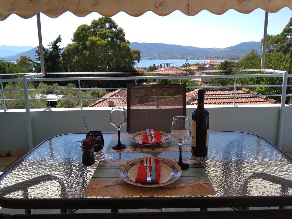 Valta's Room Apartment in Peloponnese, Western Greece and the Ionian