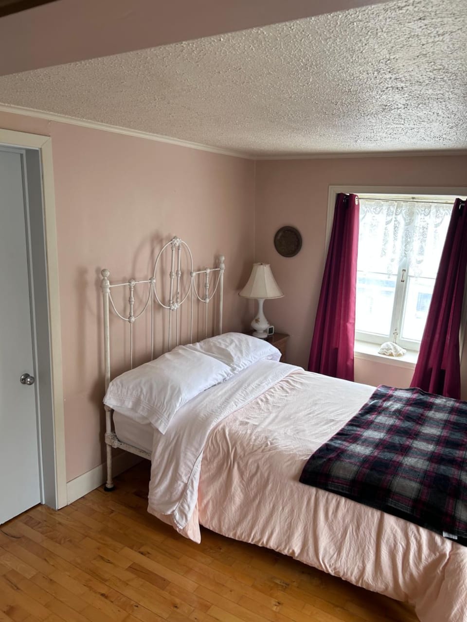 Chez Odette, suite international Apartment in La Tuque