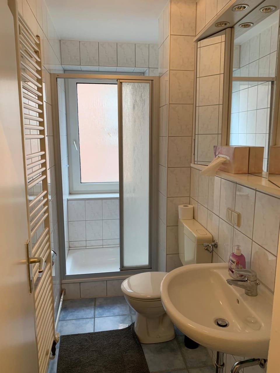 Shower, Toilet, Bathroom
