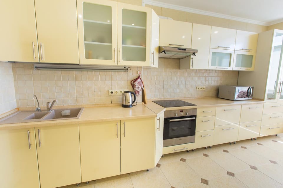 Kitchen or kitchenette, Area and facilities