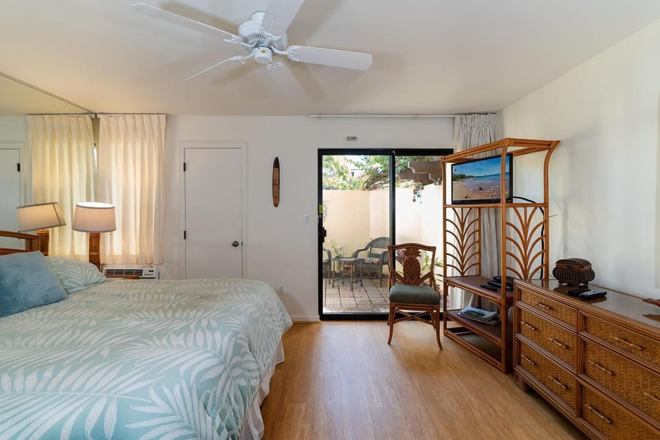 Maui Kamaole J-104 - Private Lanais, Split AC House in Wailea