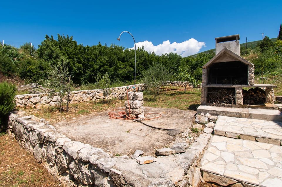 Shower, Patio, BBQ facilities