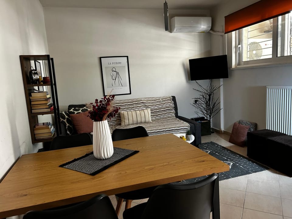 TV and multimedia, Living room, air conditioner