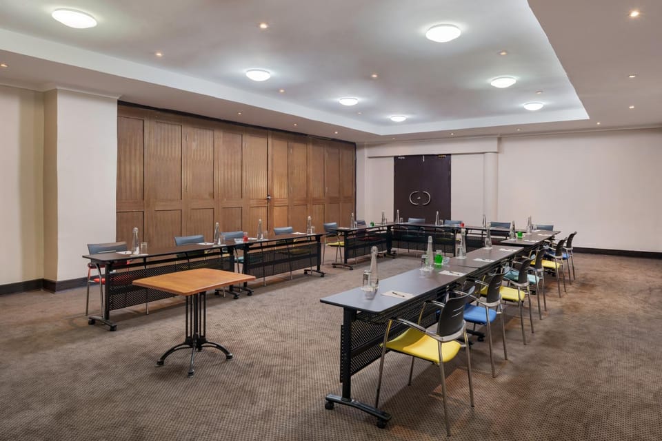 Meeting/conference room