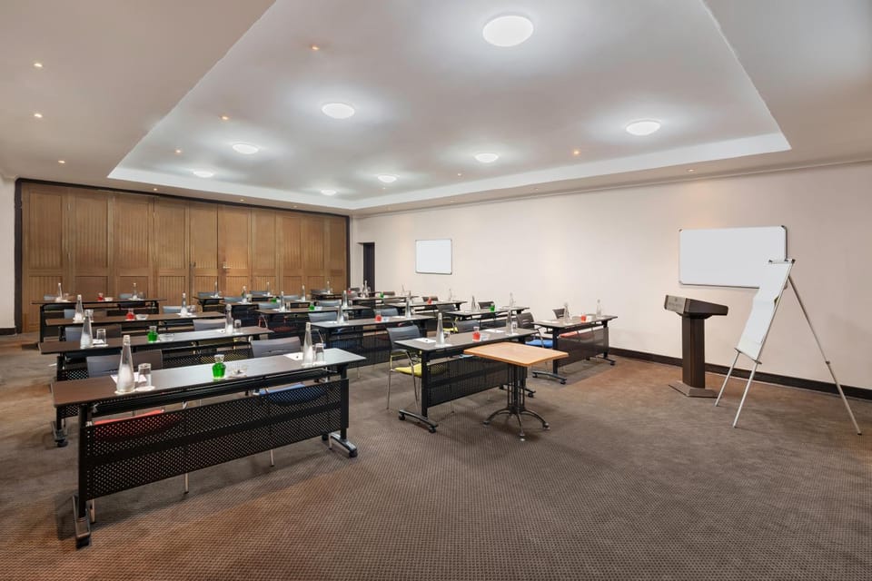 Meeting/conference room